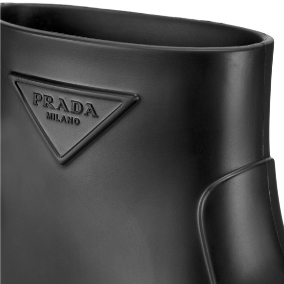 Prada booties - Picture 3 of 8